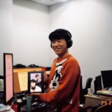 声優の宣材写真【服装完全ガイド】印象を左右する選び方のコツ