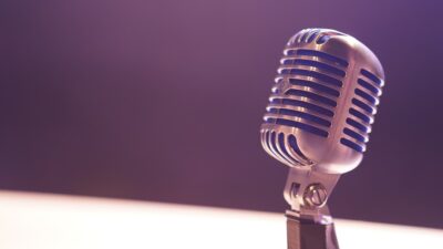 声優志望の面接で聞かれる質問内容と合格する答え方完全ガイド