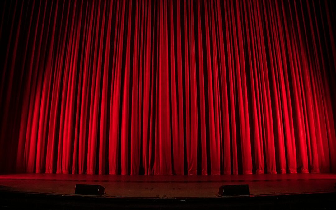 声優の宅録に遮音カーテンは効果ある？選び方と活用法を解説